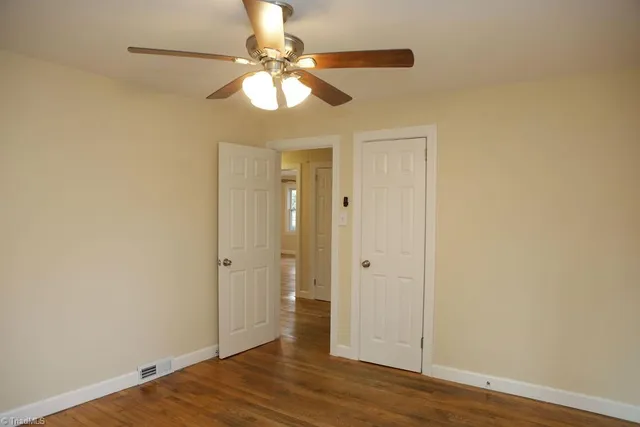 $1,595 | 2007 Walker Avenue, Greensboro, NC 27403