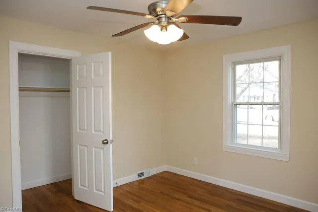 $1,595 | 2007 Walker Avenue, Greensboro, NC 27403