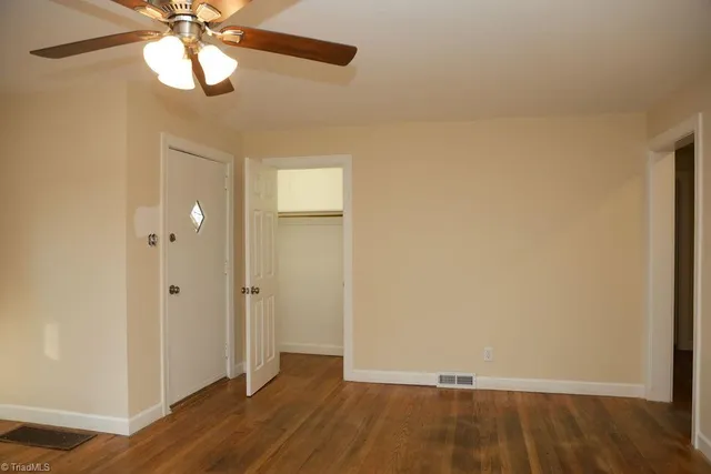 $1,595 | 2007 Walker Avenue, Greensboro, NC 27403