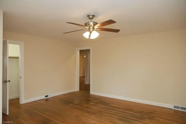 $1,595 | 2007 Walker Avenue, Greensboro, NC 27403