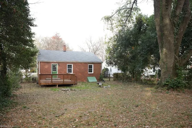 $1,595 | 2007 Walker Avenue, Greensboro, NC 27403