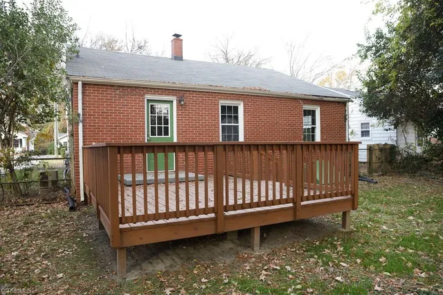 $1,595 | 2007 Walker Avenue, Greensboro, NC 27403