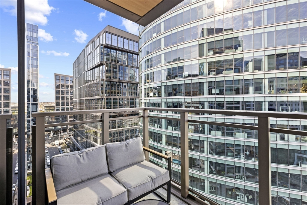 133 Seaport Boulevard, Unit 1603 Boston, MA 02210 - Photo 12 of 32 a building view