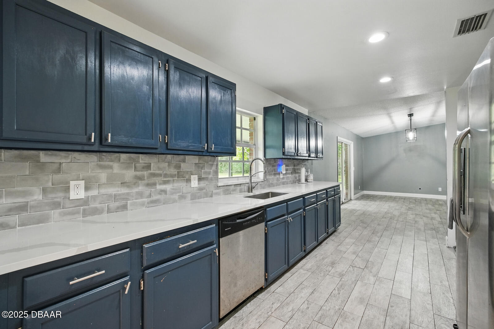 2950 Ragis Road Edgewater, FL 32132 - Photo 16 of 48 Kitchen