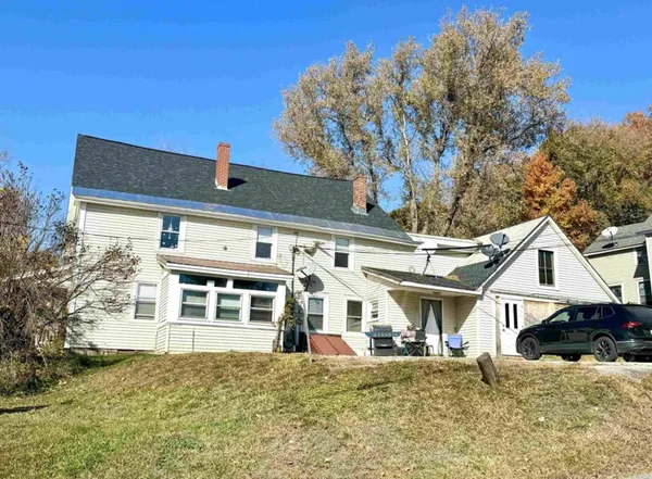 $1,825 | 14 Joy Street, Unit 1, Pittsfield, NH 03263