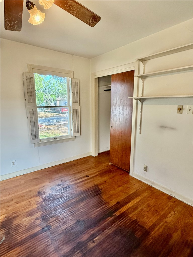4010 Lowman Street Corpus Christi, TX 78411 - Photo 14 of 33 SECOND BEDROOM