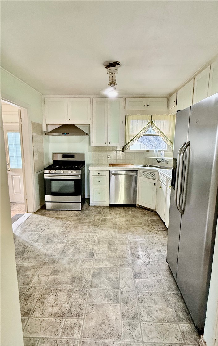 4010 Lowman Street Corpus Christi, TX 78411 - Photo 25 of 33 KITCHEN