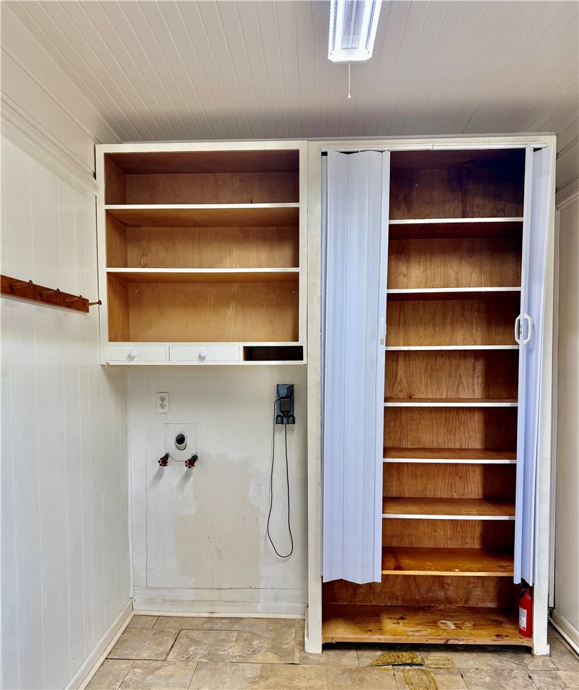 4010 Lowman Street Corpus Christi, TX 78411 - Photo 32 of 33 WASHER HOOKUP