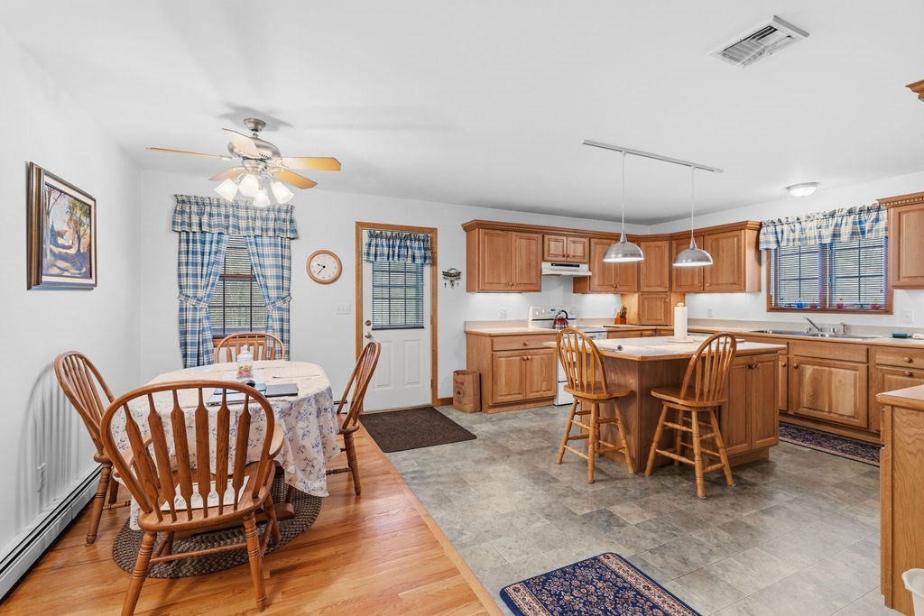 2140 Tanglewood Road North Dighton, MA 02764 - Photo 15 of 33