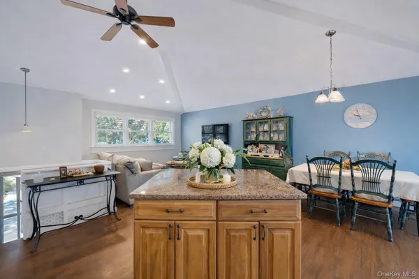 $910,000 | 540 Conklin Road, Mattituck, NY 11952