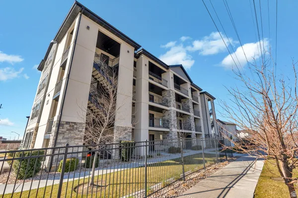 $259,900 | 1141 East 1320th Street South, Unit A404, Provo, UT 84606