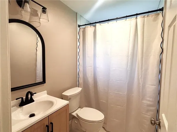 $2,600 | 5009 Crowe Drive Southeast, Smyrna, GA 30082