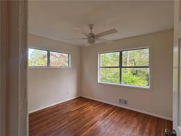 $2,700 | 5009 Crowe Drive Southeast, Smyrna, GA 30082