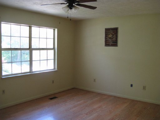 214 Mill Road Wartburg, TN 37887 - Photo 4 of 13 Additional Photo