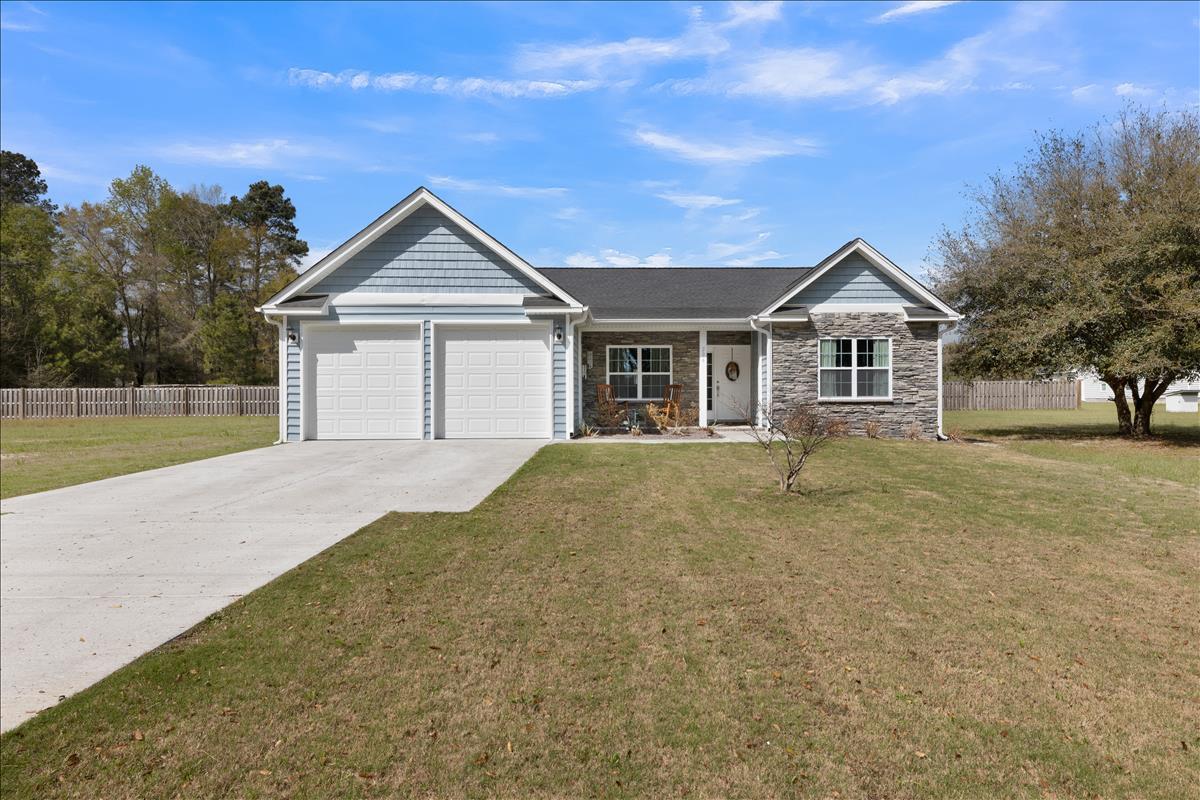 206 New Iris Lane Ridgeville, SC 29472 - Photo 5 of 31 206 new iris lane front exterior 2