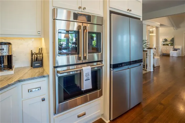 $1,999,000 | 1038 Lake Viking Terrace, Altamont, MO 64620