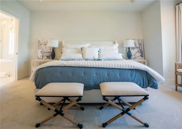 $1,999,000 | 1038 Lake Viking Terrace, Altamont, MO 64620