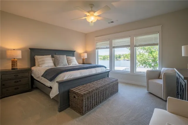 $1,999,000 | 1038 Lake Viking Terrace, Altamont, MO 64620