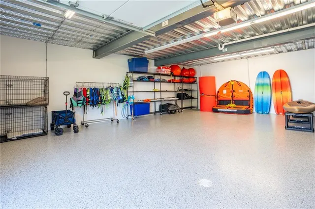 $1,999,000 | 1038 Lake Viking Terrace, Altamont, MO 64620