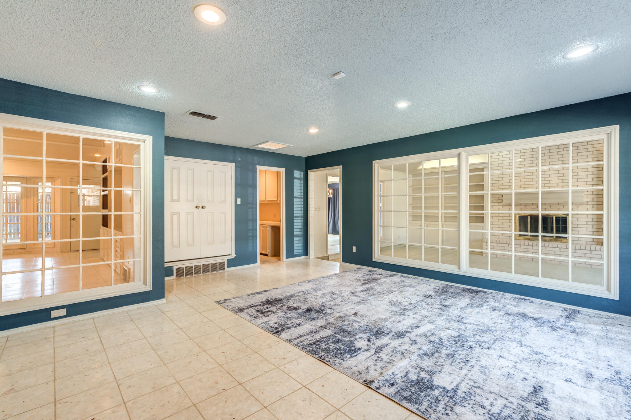 4629 88th Street Lubbock, TX 79424 - Photo 25 of 60 a view of an empty room with a window