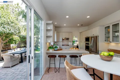 $2,095,000 | 367 Creedon Circle, Alameda, CA 94502