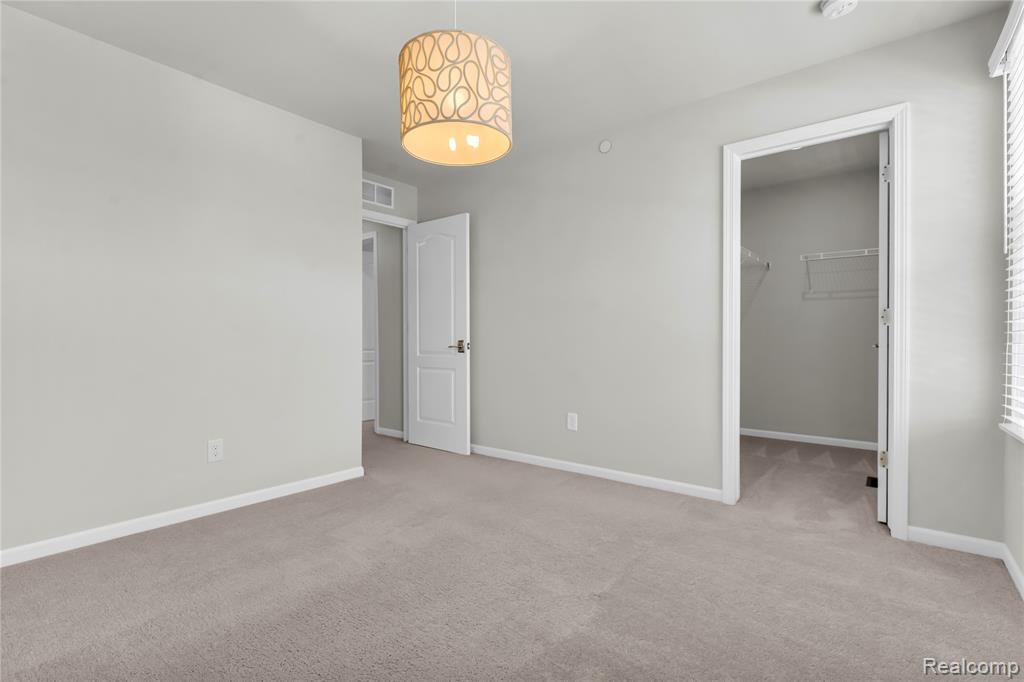 313 Strawberry Drive Rochester, MI 48307 - Photo 25 of 31