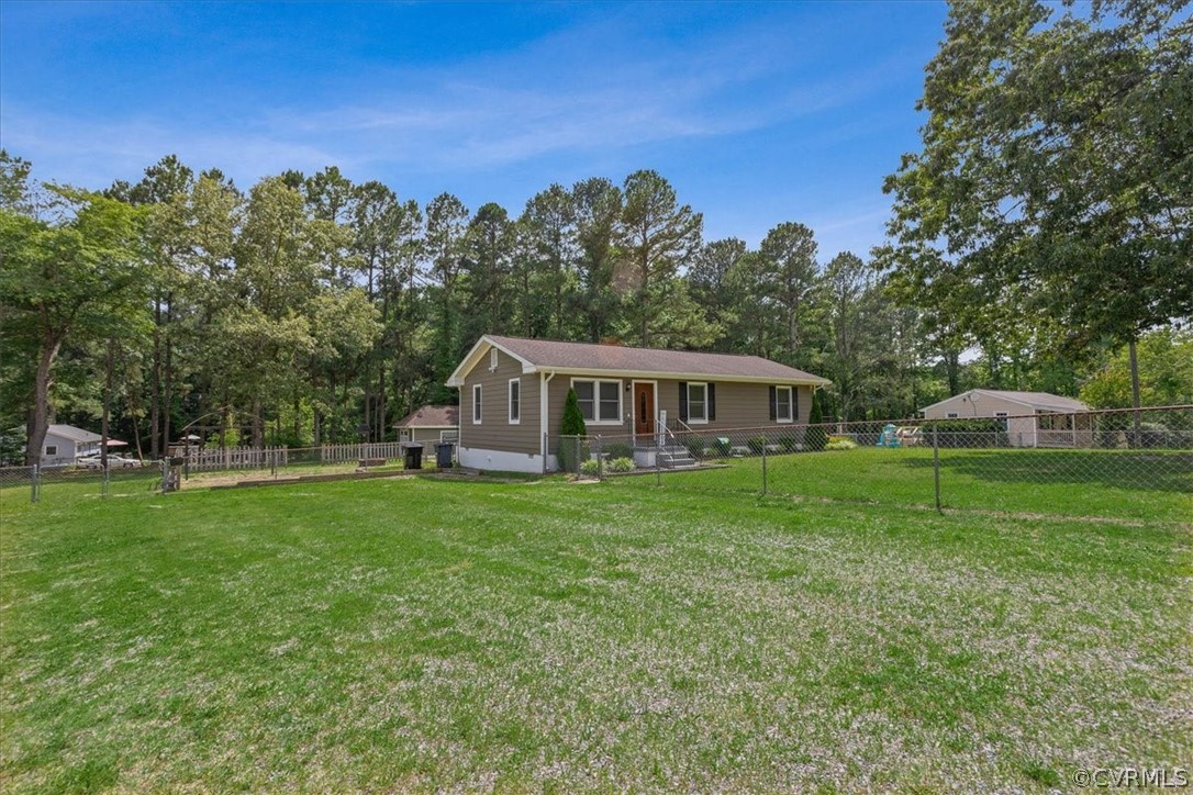 25809 Smith Grove Road Petersburg, VA 23803 - Photo 3 of 28 Gallery Image 3