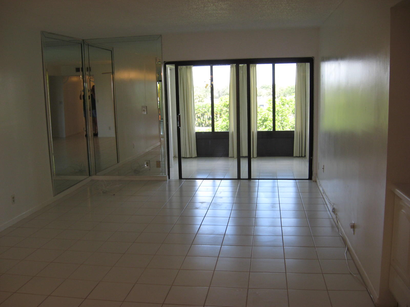9233 Southwest 8th Street, Unit 402 Boca Raton, FL 33428 - Photo 16 of 35 22 9233-402 LR1