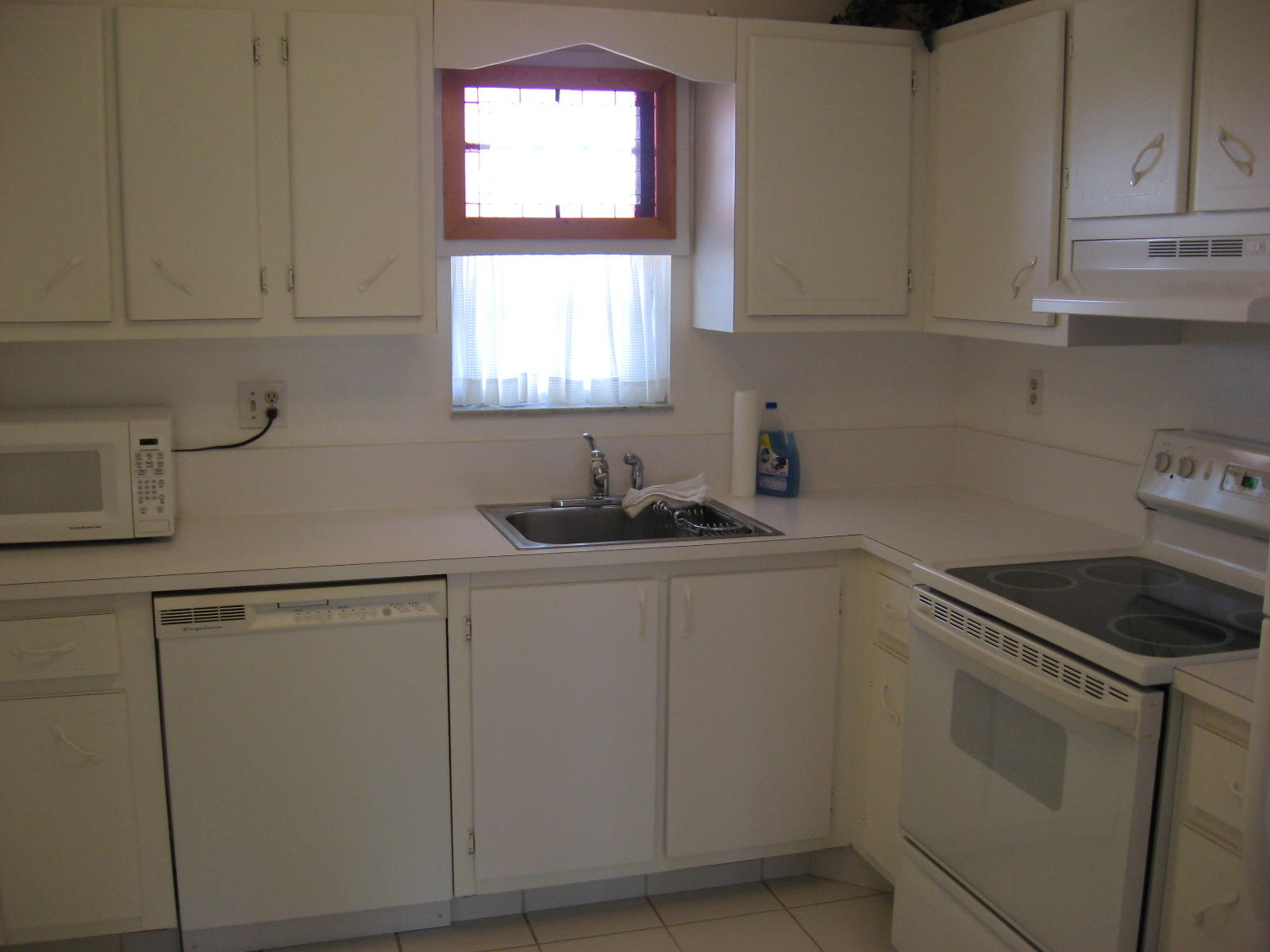 9233 Southwest 8th Street, Unit 402 Boca Raton, FL 33428 - Photo 19 of 35 28 9233-402 Kit