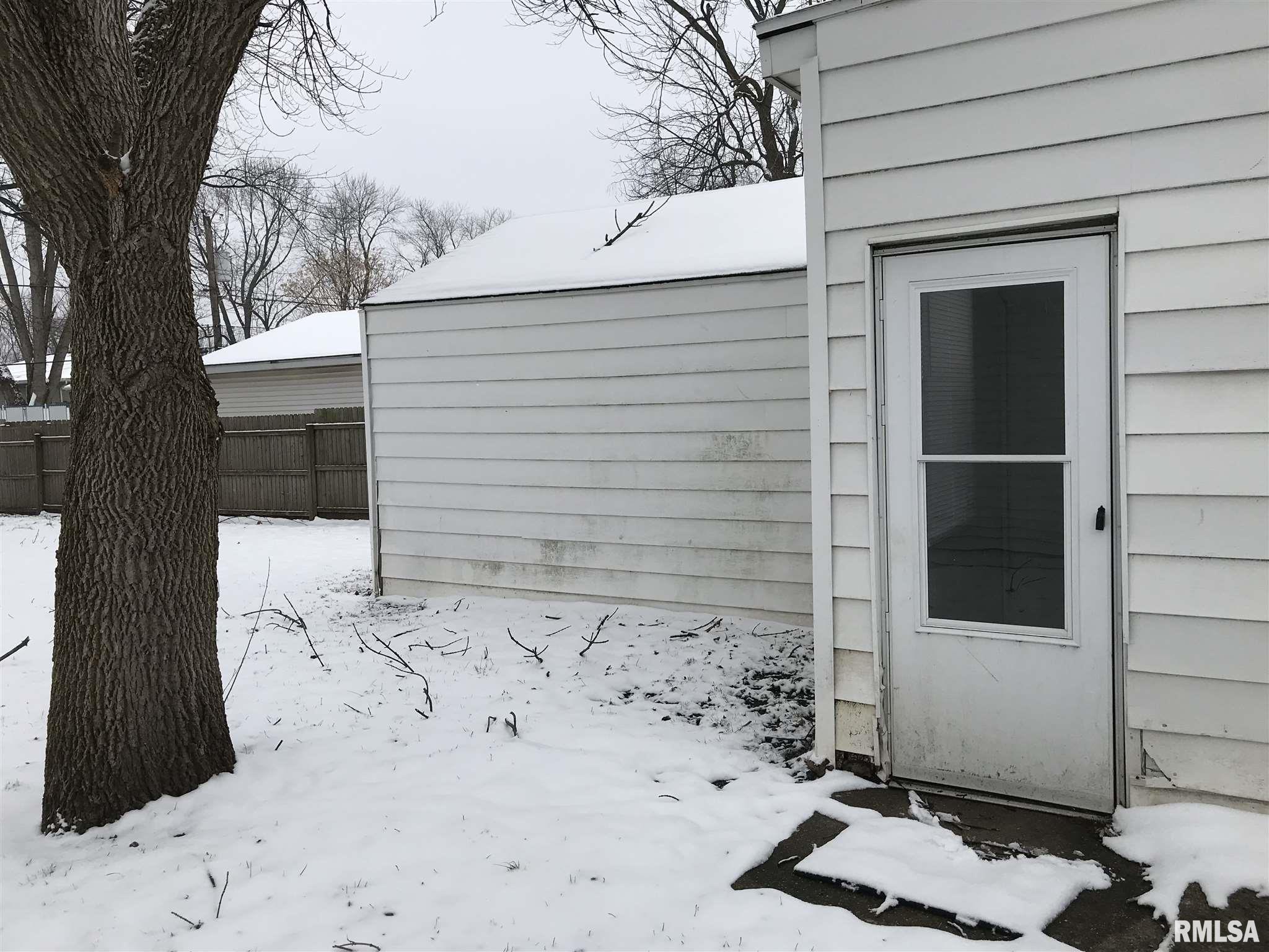 2240 East Cincinnati Street Springfield, IL 62702 - Photo 9 of 16 Gallery Image 9