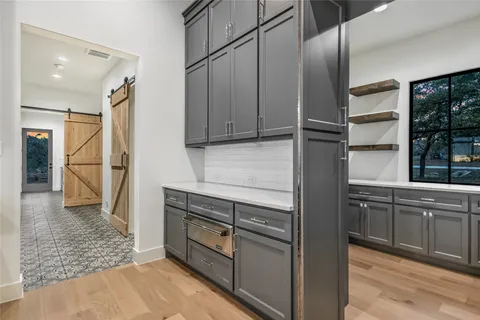 $2,990,000 | 207 Gwendolyns Trail, Wimberley, TX 78676