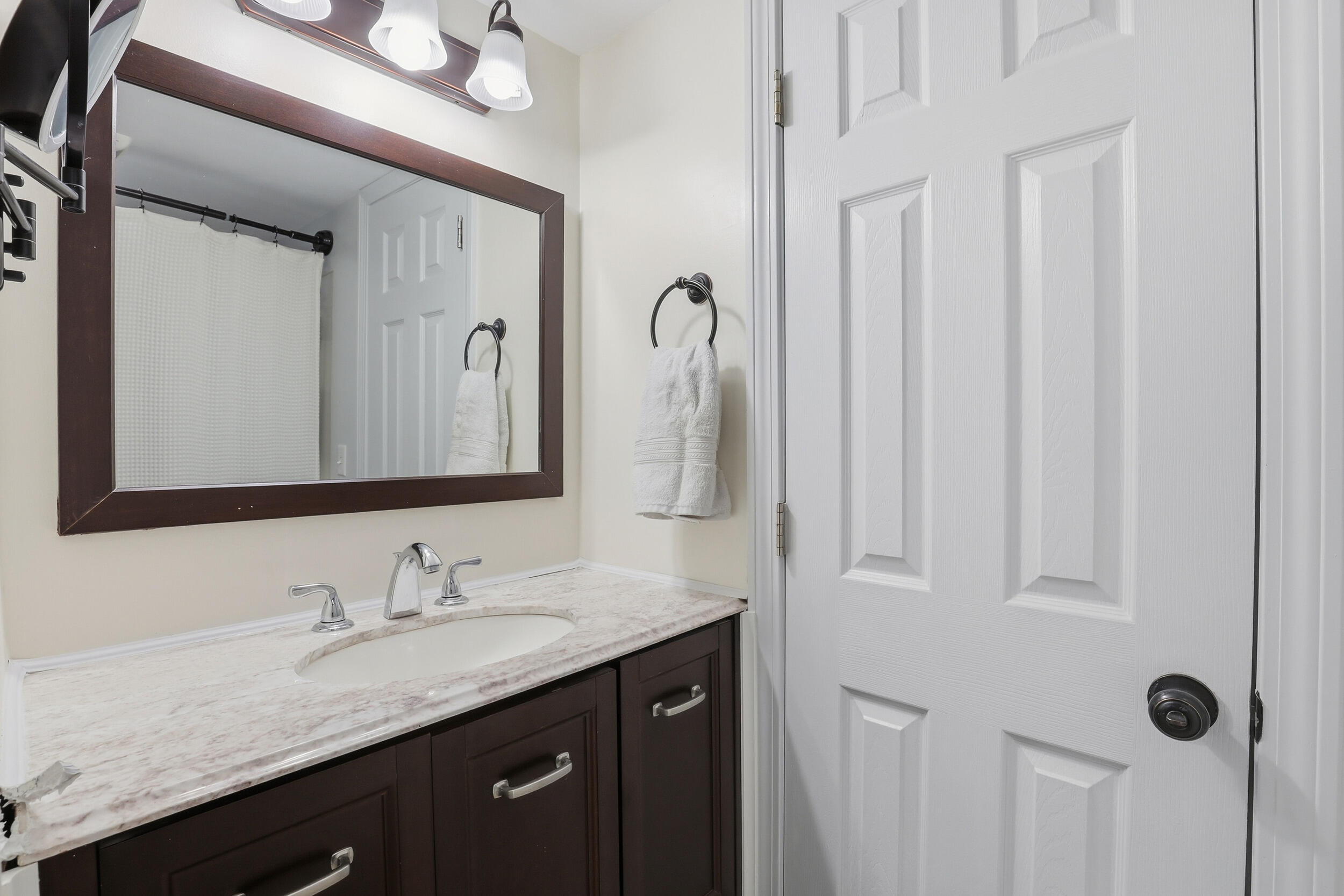 16 Bridge Street Berwick, ME 03901 - Photo 24 of 32 22_on_the_mark-et_012