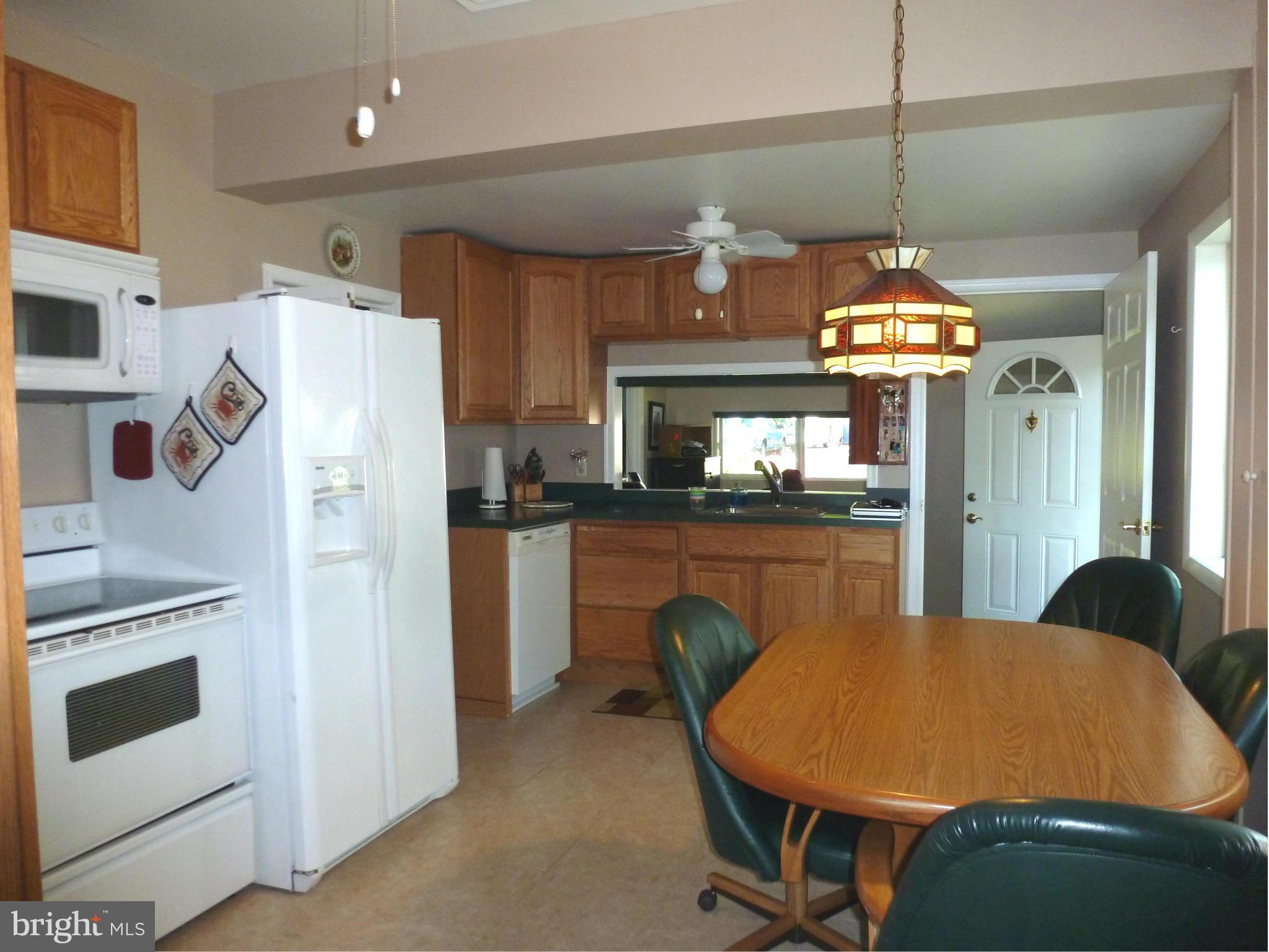 398 Riverside Drive Pasadena, MD 21122 - Photo 7 of 30 Kitchen