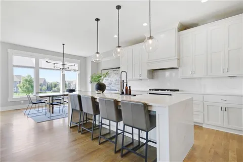 $1,199,000 | 4003 West 156th Terrace, Overland Park, KS 66224