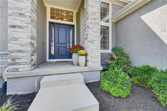 $1,199,000 | 4003 West 156th Terrace, Overland Park, KS 66224