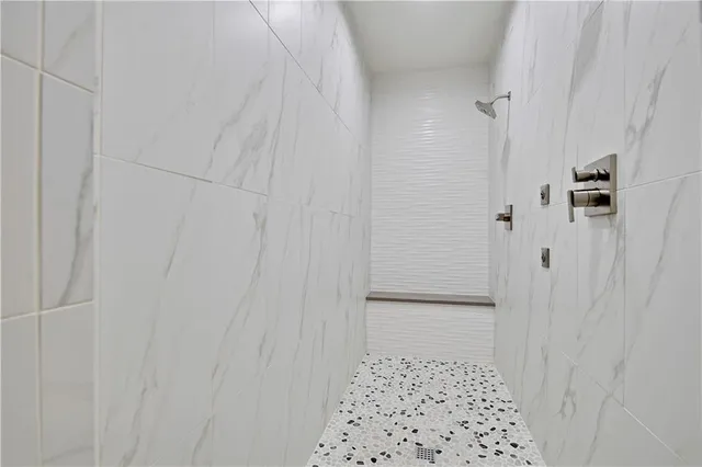 $1,199,000 | 4003 West 156th Terrace, Overland Park, KS 66224