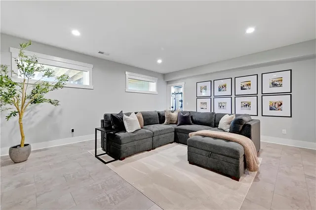 $1,199,000 | 4003 West 156th Terrace, Overland Park, KS 66224