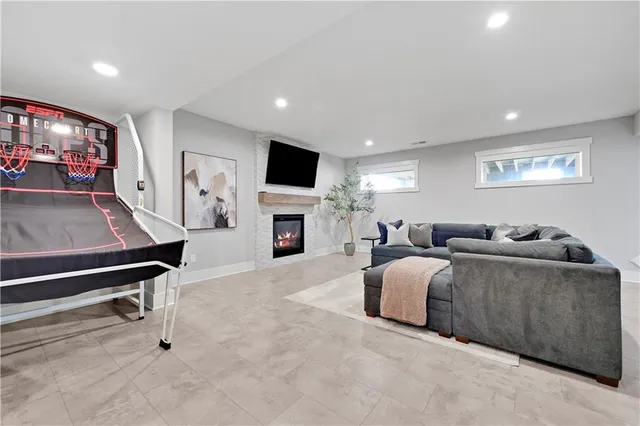 $1,199,000 | 4003 West 156th Terrace, Overland Park, KS 66224