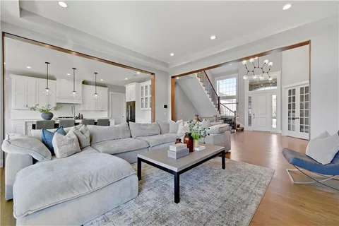 $1,199,000 | 4003 West 156th Terrace, Overland Park, KS 66224