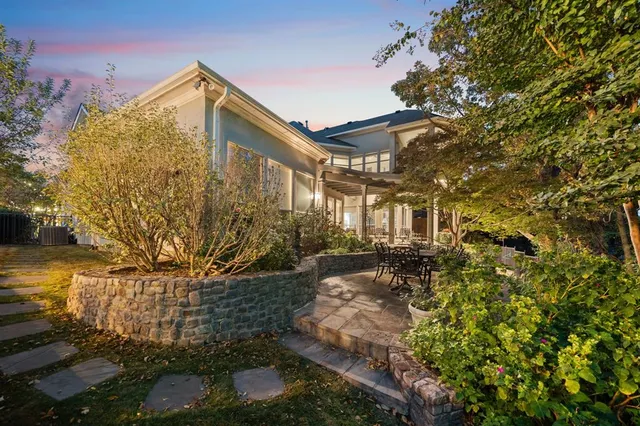 $1,699,000 | 3109 Oak Hollow Drive, Plano, TX 75093