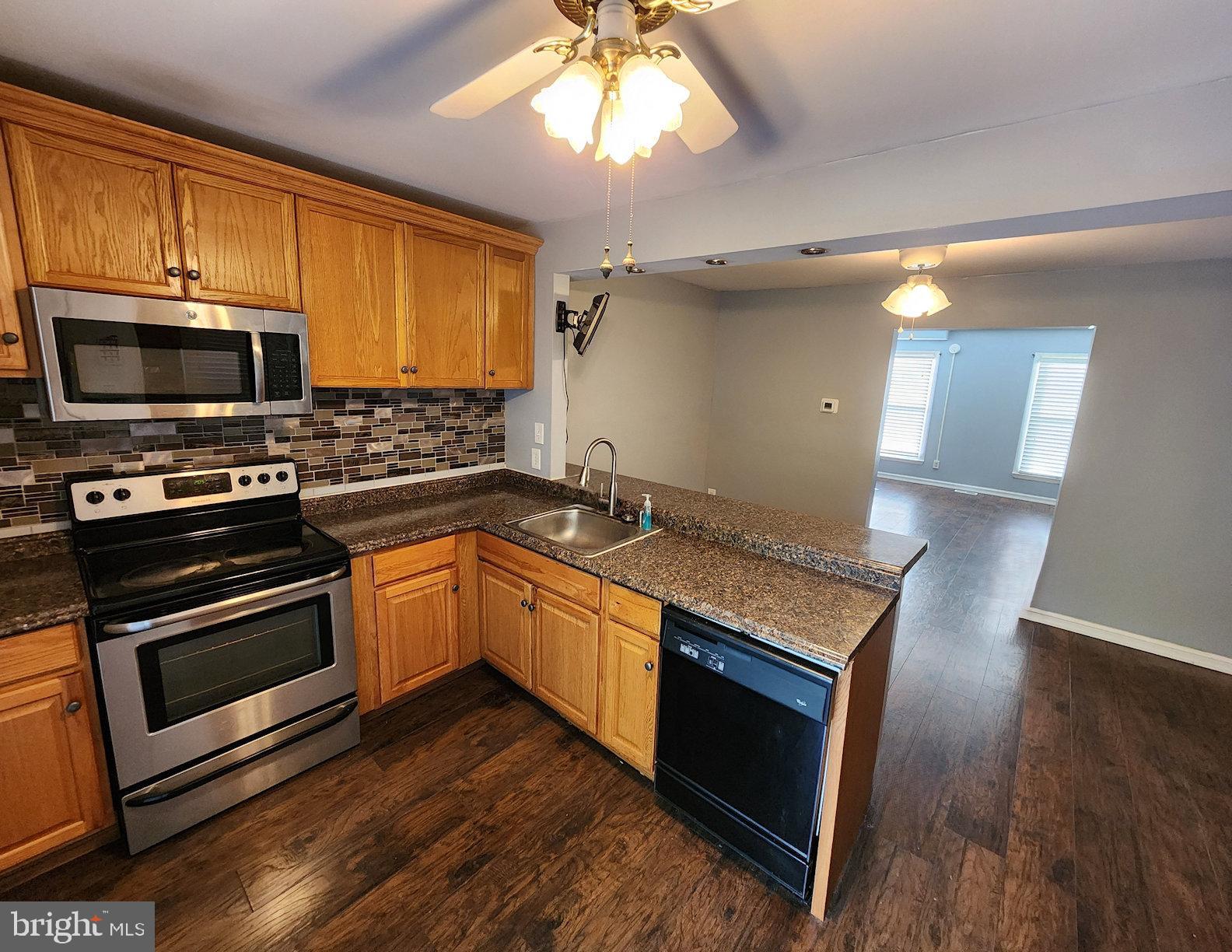 3527 Santee Road Nottingham, MD 21236 - Photo 7 of 26