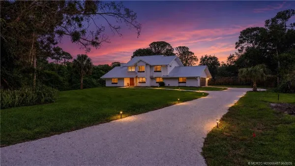 $879,000 | 2001 Southwest Racquet Club Drive, Palm City, FL 34990
