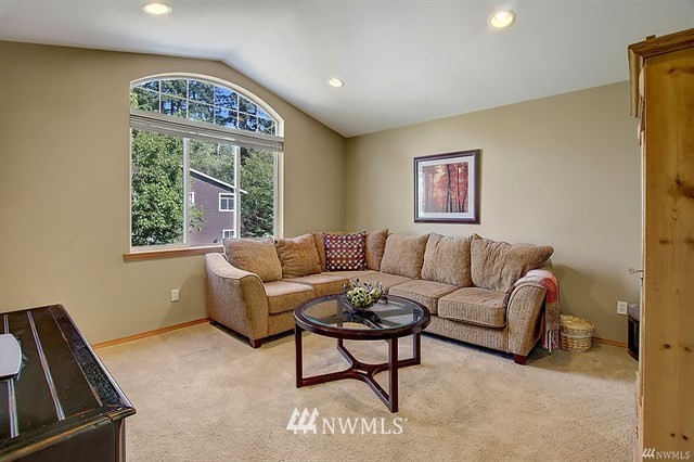 18531 33rd Avenue Southeast Bothell, WA 98012 - Photo 13 of 24