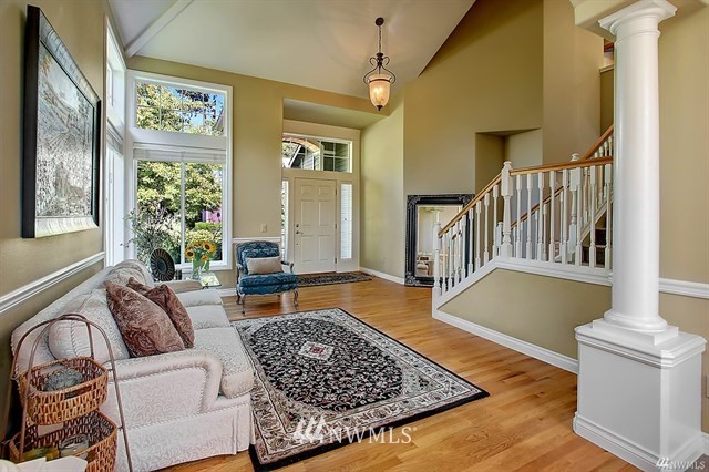 18531 33rd Avenue Southeast Bothell, WA 98012 - Photo 3 of 24