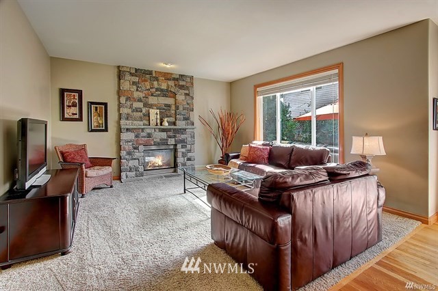 18531 33rd Avenue Southeast Bothell, WA 98012 - Photo 8 of 24