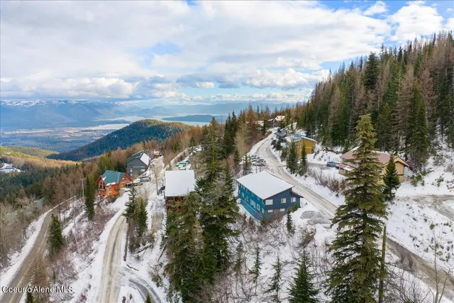 $459,000 | 197 Mogul Hill Road, Unit 6, Sandpoint, ID 83864