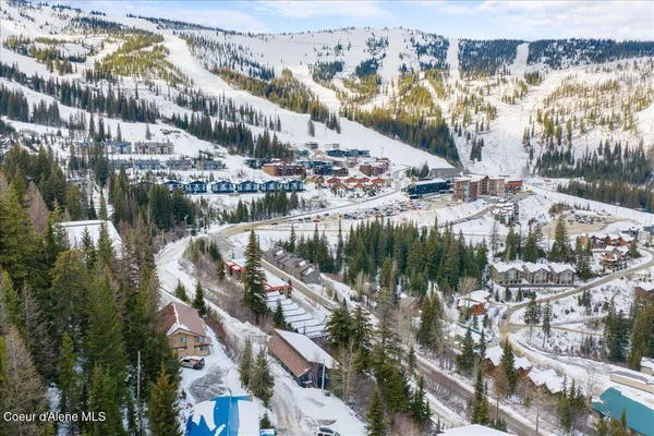 $449,000 | 197 Mogul Hill Road, Unit 6, Sandpoint, ID 83864