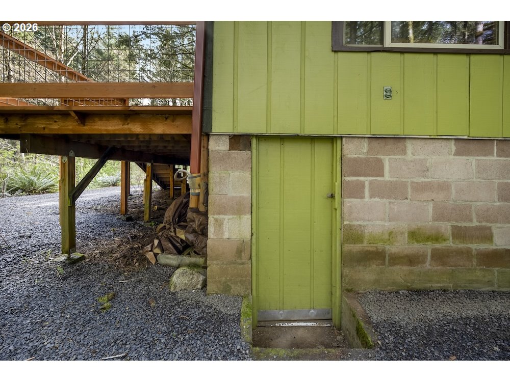 121 Pacific Road Stevenson, WA 98648 - Photo 32 of 41