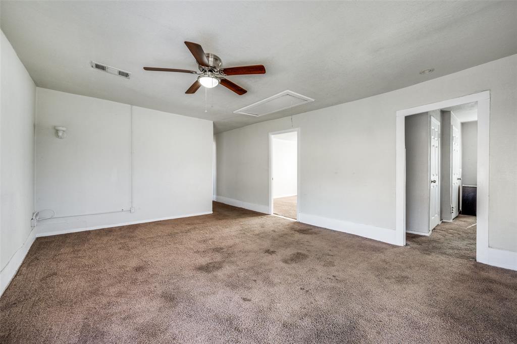 701 Lakey Street Denton, TX 76205 - Photo 9 of 25 a view of an empty room