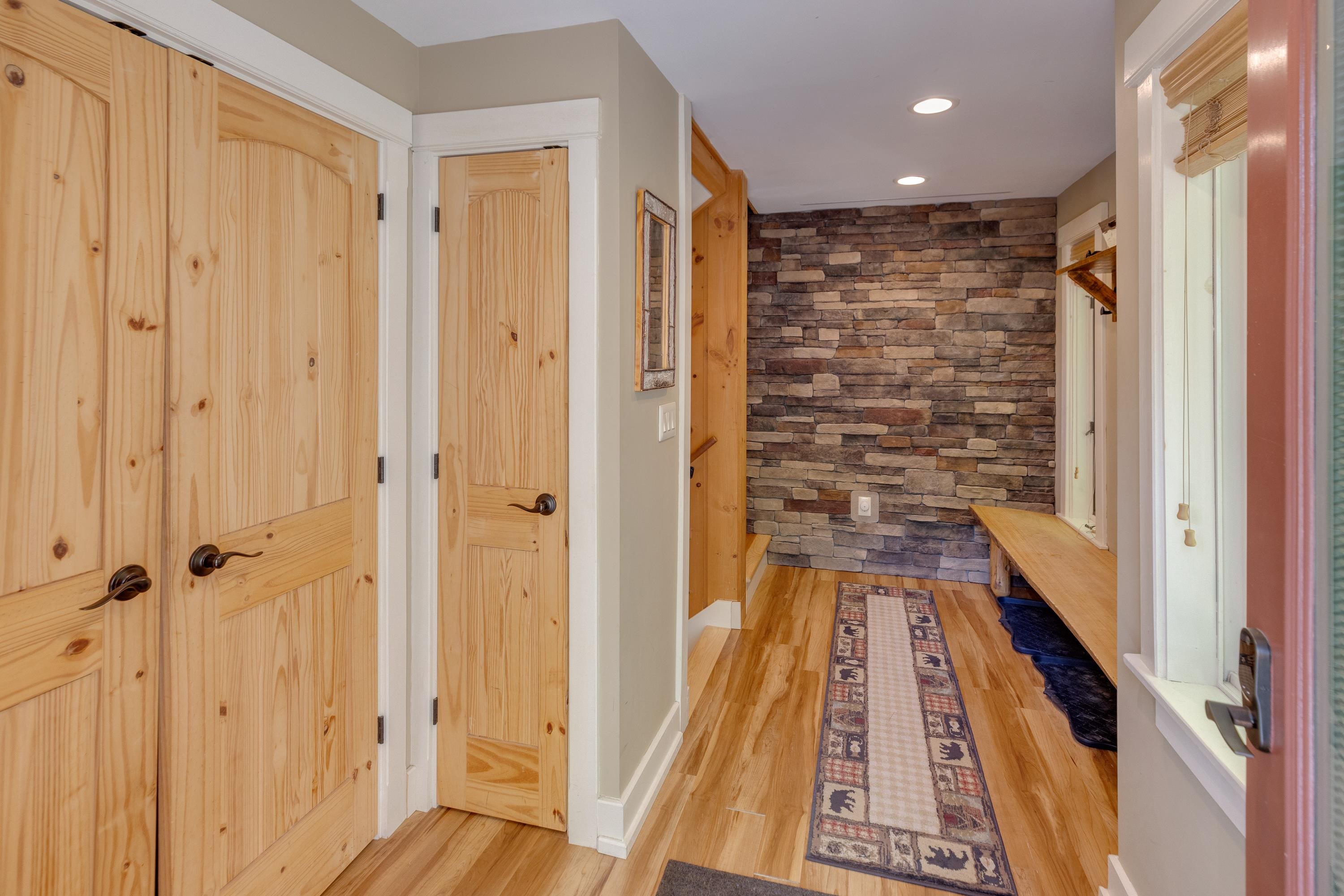 19 Birch Road, Unit 1 Lincoln, NH 03251 - Photo 3 of 41 Gallery Image 3